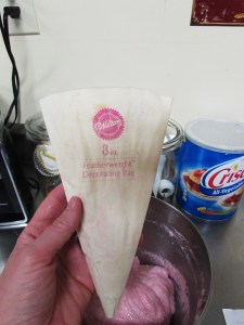 Grab a pastry bag and fill'er up!